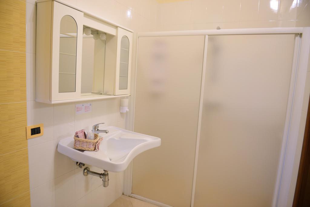 B&B Villa Lucia Mesagne Ruang foto