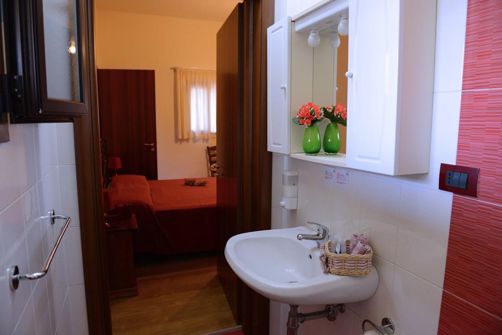 B&B Villa Lucia Mesagne Ruang foto